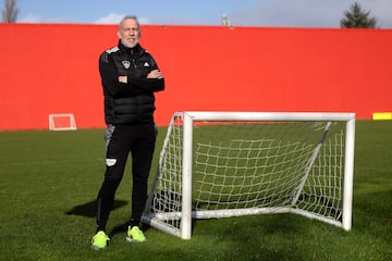 27/01/25 ENTREVISTA ERIC ROY ENTRENADOR STADE BRESTOIS 29 
