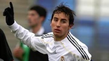 <b>HOMENAJE. </b>Mosquera dedica los goles a su madre fallecida.