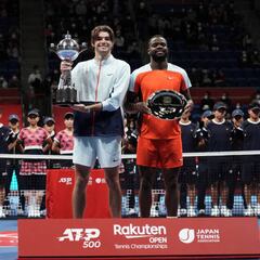 Taylor Fritz suma el cuarto título a su palmarés en Tokio