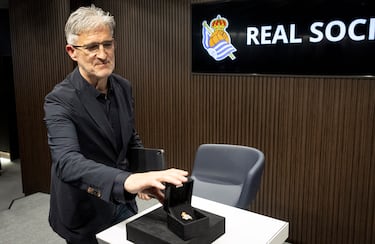 Roberto Olabe deja la Real agradeciendo la confianza y con el eterno cariño del club