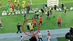 La furia de James: ¡gestos a la tribuna mientras llovían las pifias!