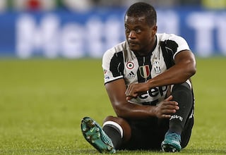 Evra y su autobiografía: abuso sexual a los 13 años, el llanto de Llorente en el avión...