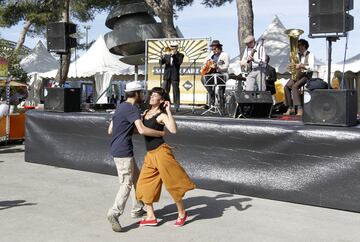 La mayor cita del motor hist¨®rico que se celebra en nuestro pa¨ªs conmemora sus 50 a?os con diversas actividades y exposiciones de motos y coches de todas las ¨¦pocas.