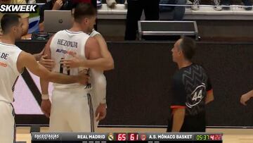 El brutal enfado de Hezonja que acabó en manotazo al árbitro: expulsado al instante