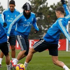 Courtois y Benzema se entrenan y apuntan al 11 ante el Sevilla