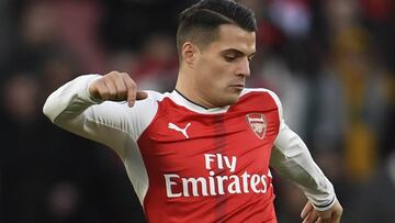 Granit Xhaka, exculpado de insultos racistas a una azafata