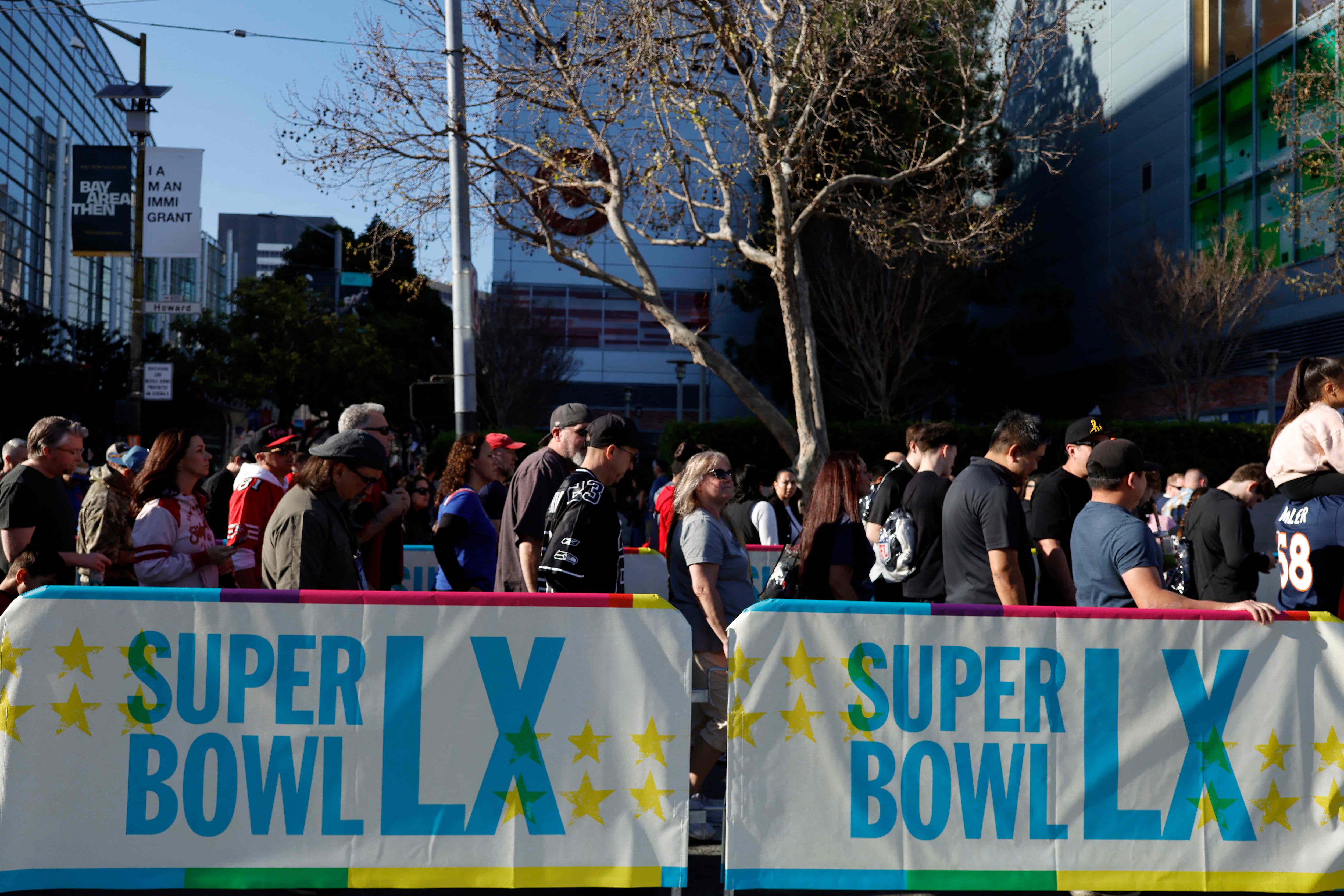 Los estratosféricos precios en la tienda oficial del Super Bowl LX