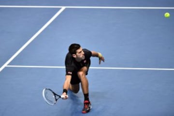 Novak Djokovic venció a Berdych y aseguró el número uno del mundo.