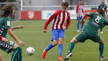 Solano, en un partido con la cantera, opci&oacute;n del Cholo para el lateral zurdo.