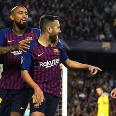 Vidal participa en nuevo triunfo de Barcelona en la Champions