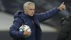 Mourinho hopeful Tottenham will sign a new striker