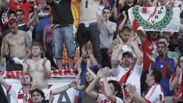 <b>AMBIENTE FESTIVO. </b>Las gradas del estadio de Vallecas se llenarán para ver el Rayo-Xerez del domingo.