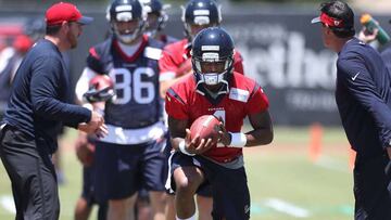 Los Houston Texans van piano, piano con DeShaun Watson