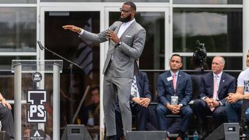 AKRON, OH - JULY 30: LeBron James addresses the crowd during the opening ceremonies of the I Promise School on July 30, 2018 in Akron, Ohio. The School is a partnership between the LeBron James Family foundation and the Akron Public School and is designed to serve Akron's most challenged students. Jason Miller/Getty Images/AFP
== FOR NEWSPAPERS, INTERNET, TELCOS & TELEVISION USE ONLY ==