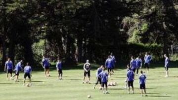 <b>EN SEVA. </b>El Zaragoza se concentró desde el jueves en El Montanyà. Anoche durmió en Barcelona.