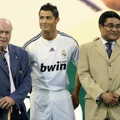 Who are the top goal scorers in the history of the Champions League final?