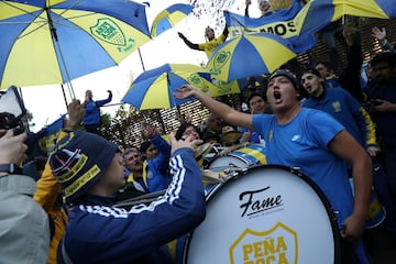 El banderazo de la afición de Boca Juniors en Madrid