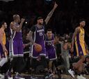 Cousins (40+12+8) entierra la remontada de los Lakers