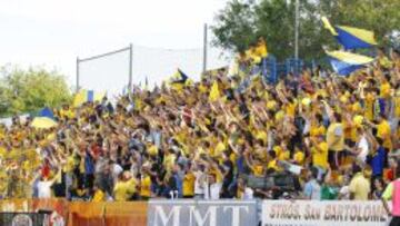 La afición del Alcorcón prepara un ambiente especial.