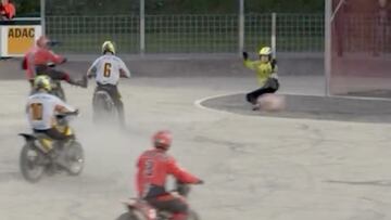 La nueva y extraña forma de jugar futbol que se ha vuelto viral