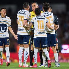 Pumas arremete contra el arbitraje; Rayados sin palabras post partido
