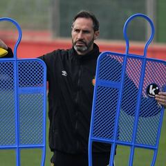 Vicente Moreno: "¿Por qué no va a ser el primer partido que ganemos fuera de casa?"