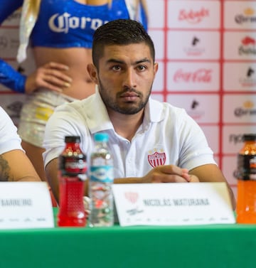 El nacido en Lampa, Chile, vino a Necaxa para tener un fugaz pasó por los hidrocálidos y tras no tener minutos recibió el llamado de Colo Colo