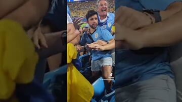 Momento exacto del inicio de la pelea entre uruguayos y colombianos