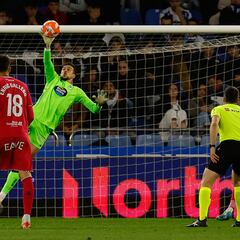 Helton, el salvapuntos del Depor