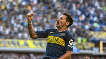 BUENOS AIRES, ARGENTINA - FEBRUARY 03: Mauro Zarate of Boca Juniors celebrates after scoring the second goal of his team during a match between Boca Juniors and Godoy Cruz as part of Superliga 2018/19 at Estadio Alberto J. Armando on February 3, 2019 in Buenos Aires, Argentina. (Photo by Amilcar Orfali/Getty Images)