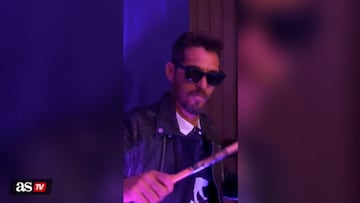 Larrivey sorprendió con este video y anuncia su futuro: “Más rock...”
