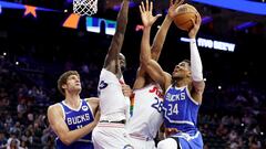 Monstruoso Antetokounmpo