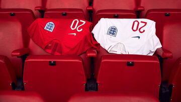 Nueva equipaci&oacute;n de la selecci&oacute;n inglesa de f&uacute;tbol.