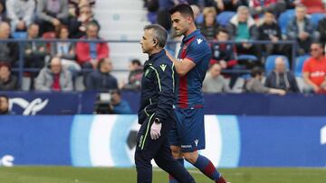 Sergio Postigo se retir&oacute; ayer del duelo ante el Huesca por lesi&oacute;n a los 15 minutos.