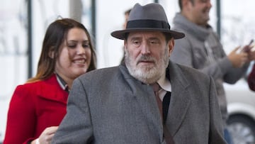 MALAGA, SPAIN - JANUARY 23: (EXCLUSIVE COVERAGE) Emilio Rodriguez Menendez (R) is seen on January 23, 2015 in Malaga, Spain. (Photo by Europa Press/Europa Press via Getty Images)