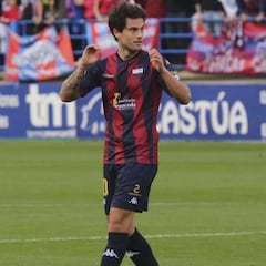 Roberto Olabe, José Antonio Martínez y Asier Benito podrían estar en el Eibar 2020-2021