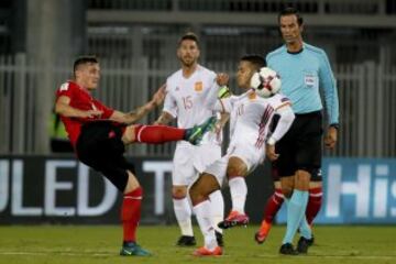 Thiago Alcántara y Taulant Xhaka.