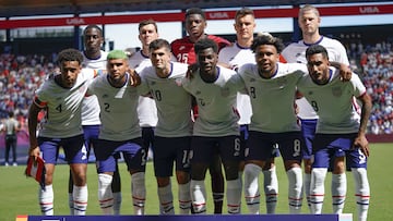 KANSAS CITY, KANSAS - JUNE 05: The USMNT starting 11 pose for a photo before taking on Uruguay in a friendly match at Children's Mercy Park on June 05, 2022 in Kansas City, Kansas.   Kyle Rivas/Getty Images/AFP
== FOR NEWSPAPERS, INTERNET, TELCOS & TELEVISION USE ONLY ==