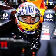 Checo Pérez, el más rápido en la sesión matutina de los test de Bahrein