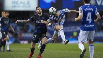 (17) Alfonso Pedraza (5) Igor Zubeldia during the Spanish La Liga soccer match between Real Sociedad and Deportivo Alaves, at Anoeta stadium, in San Sebastian, northern Spain, Sunday, March. 04, 2018. 