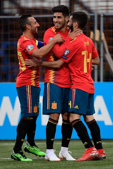 1-4. José Luis Gayá celebró el cuarto gol.