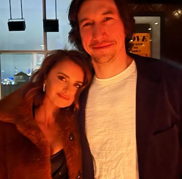 Adam Driver junto a Penélope Cruz.