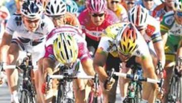 <b>SEGUNDO. </b>A Gálvez (derecha) le faltó pocó para superar a McEwen.