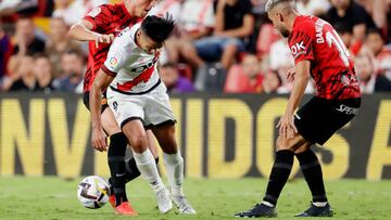 MADRID, SPAIN - AUGUST 27: Antonio Raillo of Real Mallorca, Radamel Falcao of Rayo Vallecano, Daniel Rodriguez of Real Mallorca during the La Liga Santander match between Rayo Vallecano v Real Mallorca at the Campo de Futbol de Vallecas on August 27, 2022 in Madrid Spain (Photo by David S. Bustamante/Soccrates/Getty Images)