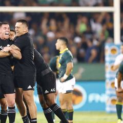 Los All Blacks cierran con triunfo un título agridulce