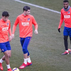 Simeone ensayó con Morata en el once pensando en el Betis