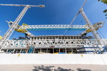 Obras del Santiago Bernabéu: la cubierta empieza a coger forma