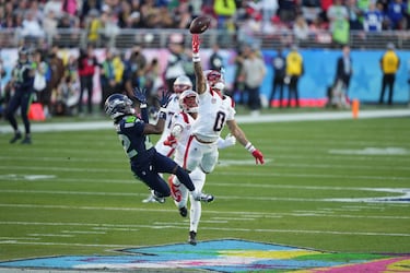 Christian González, a una firma de doblar a Luis Díaz 