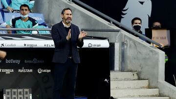 Vicente Moreno: "Insistimos y fue una victoria trabajada"