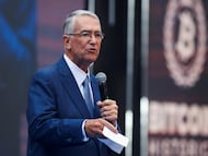 Founder and Chairman of Grupo Salinas Ricardo Salinas Pliego speaks during the kick off of Bitcoin Historico, a conference organized by the National Bitcoin Office of El Salvador in San Salvador, El Salvador, November 12, 2025. REUTERS/Jose Cabezas